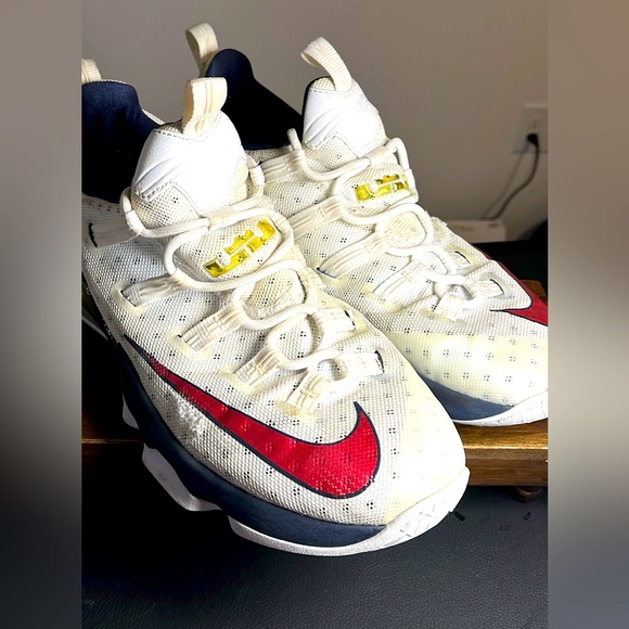 NIKE LEBRON 13 OLYMPIC SIZE 12 - Picture 1 of 3